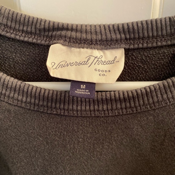 Universal Thread sweater - Picture 3 of 3